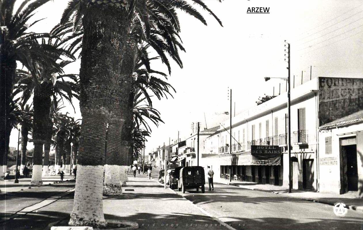 Arzew 236- L' esplanade.jpg
